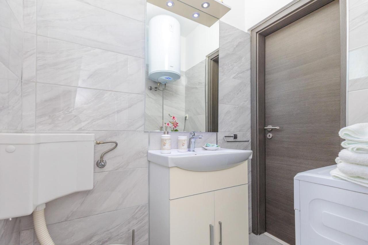 זאדאר Apartment Ema מראה חיצוני תמונה