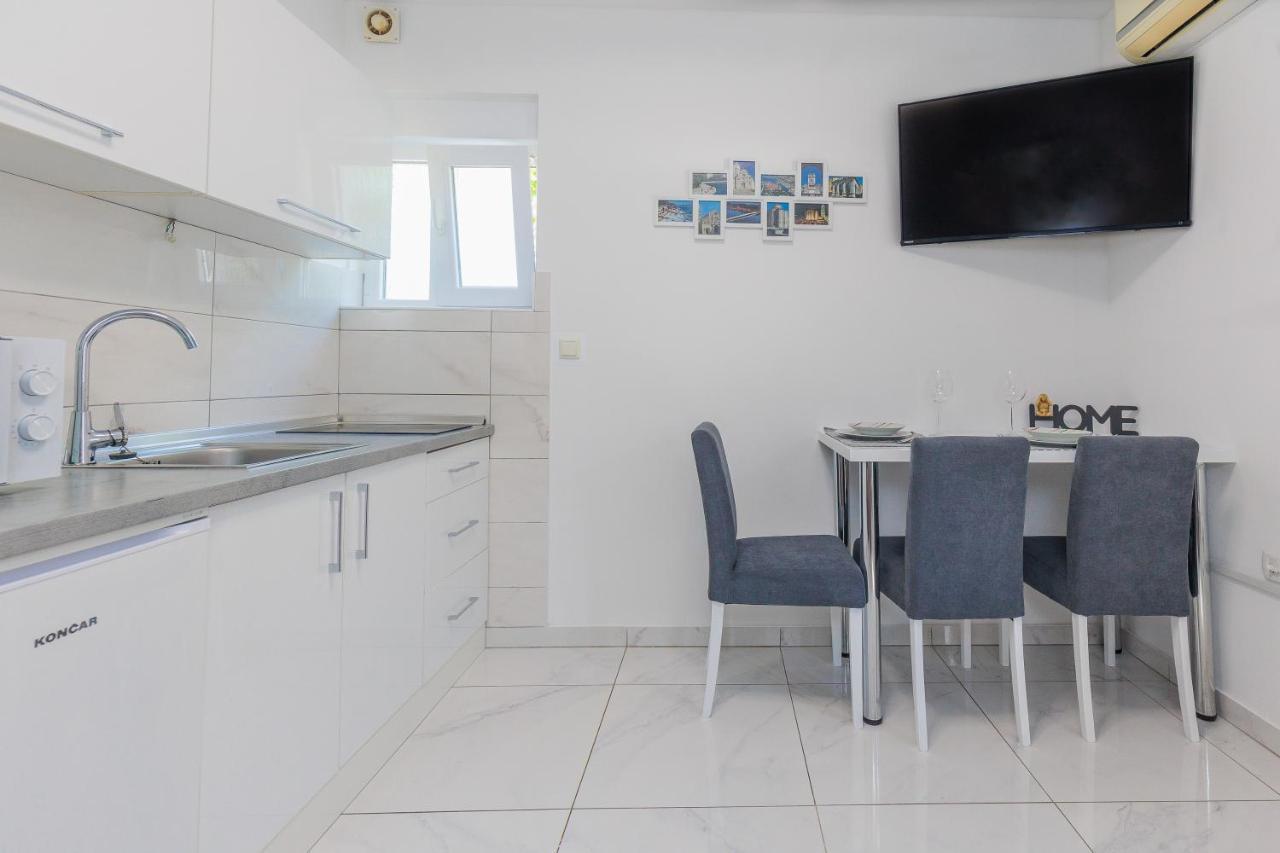 זאדאר Apartment Ema מראה חיצוני תמונה