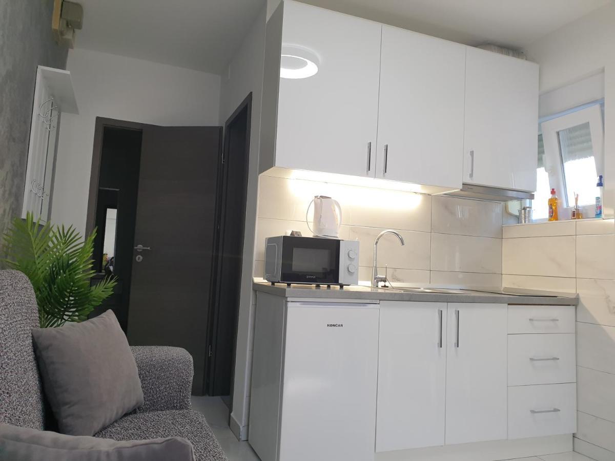 זאדאר Apartment Ema מראה חיצוני תמונה